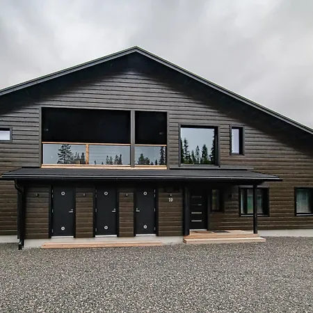 Komia Pieni By Aavalevi * Levi